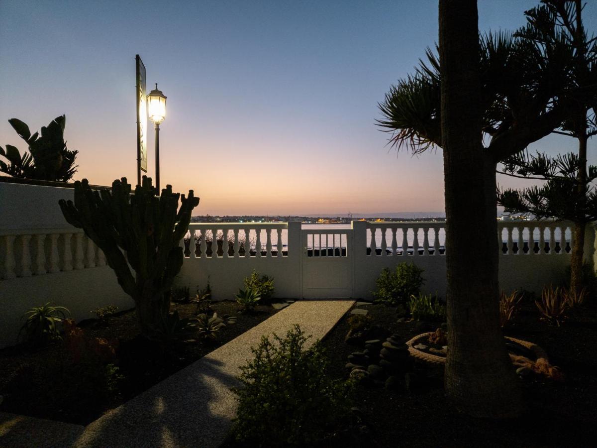 Villa La Maja Beachfront Corralejo Kültér fotó