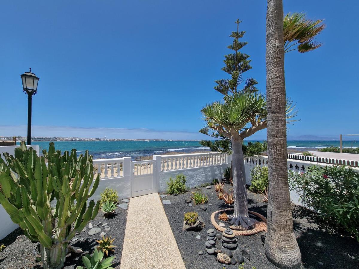 Villa La Maja Beachfront Corralejo Kültér fotó